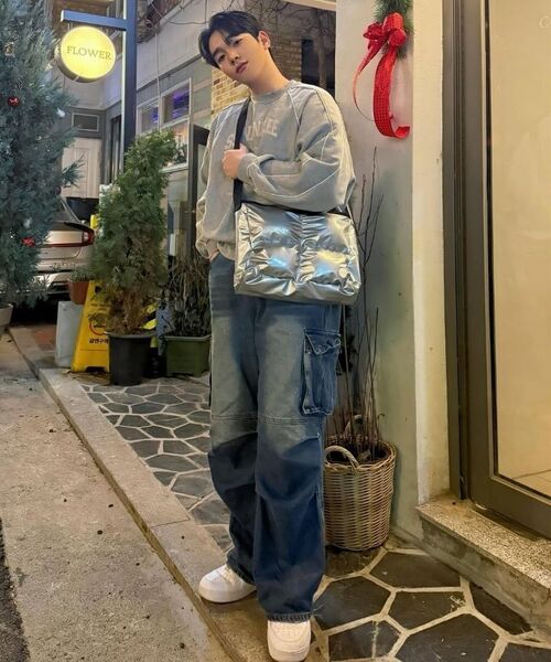 DAMP(ドントアスクマイプラン)の「2WAY padded messenger bag_beige(メッセンジャーバッグ・レディース・その他・ONE SIZE)」の8枚目の写真