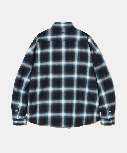 Diamond Layla（ダイアモンドレイラ）の「Tencel Ombre Deep Blue Tartan Check Shirt S161（シャツ/ブラウス・レディース・その他・SMALL/MEDIUM）」の2枚目の写真