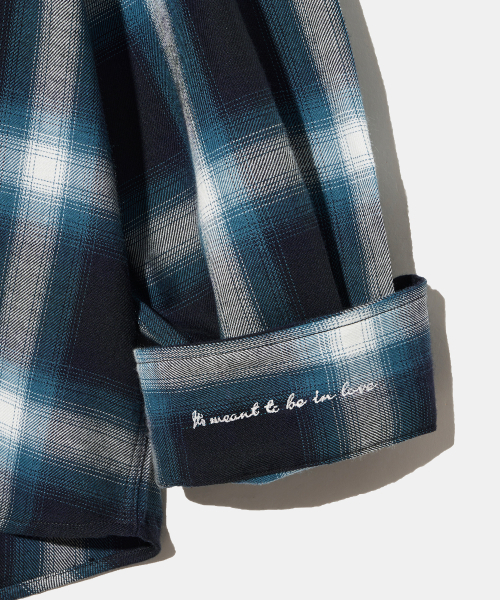Diamond Layla（ダイアモンドレイラ）の「Tencel Ombre Deep Blue Tartan Check Shirt S161（シャツ/ブラウス・レディース・その他・SMALL/MEDIUM）」の7枚目の写真