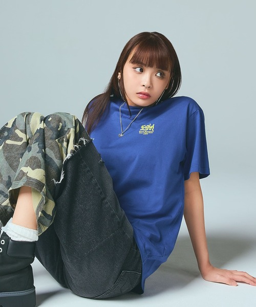 X-girl(エックスガール)の「NOISE LOGO S/S TEE(Tシャツ/カットソー・レディース・ホワイト/ブラック/ブルー・S/M/L/XL)」の6枚目の写真