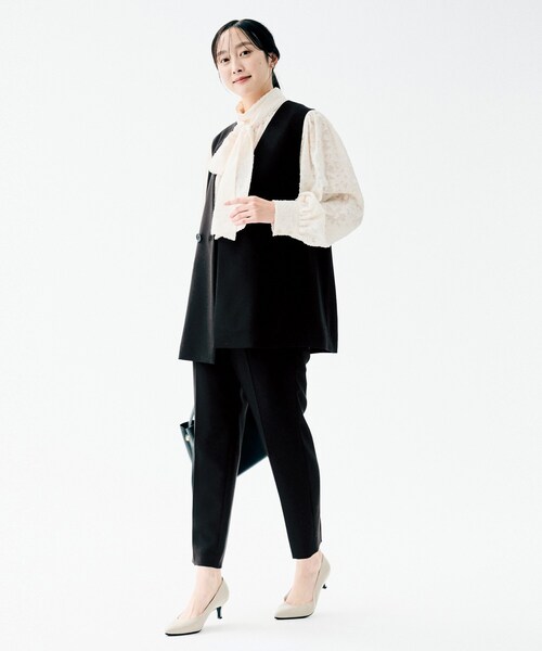 UNTITLED（アンタイトル）の「【洗えるスーツ／ストレッチ性／後ろウエストゴム】テーパードパンツ（その他パンツ・レディース・ネイビー/ブラック/ネイビー系5・00/01/02/03/04/42/44/46/48/50）」の7枚目の写真