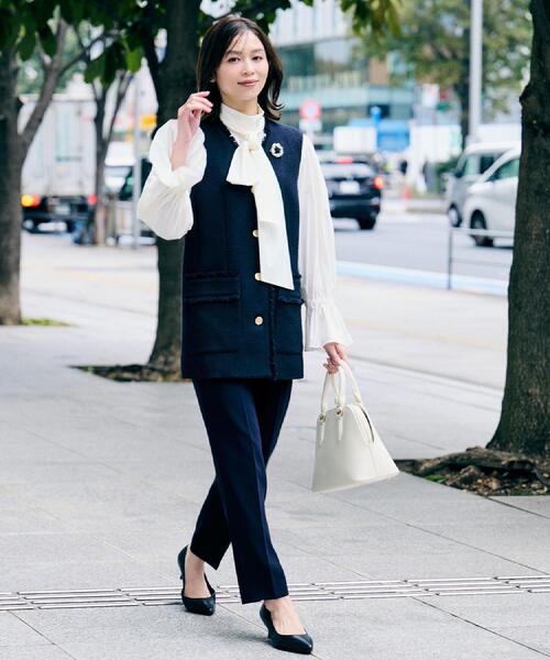 UNTITLED（アンタイトル）の「【洗えるスーツ／ストレッチ性／後ろウエストゴム】テーパードパンツ（その他パンツ・レディース・ネイビー/ブラック/ネイビー系5・00/01/02/03/04/42/44/46/48/50）」の11枚目の写真