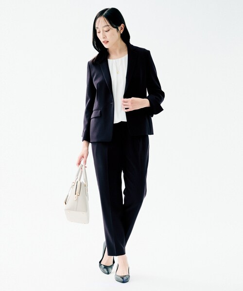 UNTITLED（アンタイトル）の「【洗えるスーツ／ストレッチ性／後ろウエストゴム】テーパードパンツ（その他パンツ・レディース・ネイビー/ブラック/ネイビー系5・00/01/02/03/04/42/44/46/48/50）」の14枚目の写真