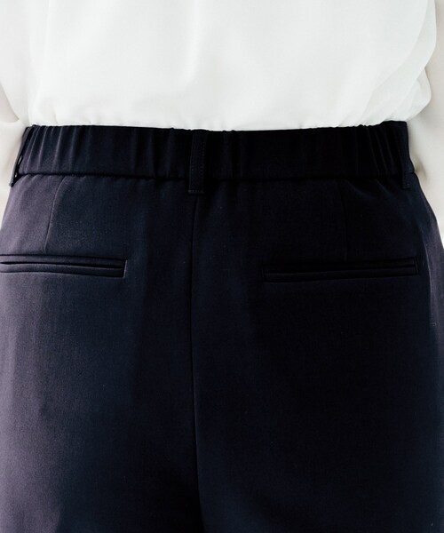 UNTITLED（アンタイトル）の「【洗えるスーツ／ストレッチ性／後ろウエストゴム】テーパードパンツ（その他パンツ・レディース・ネイビー/ブラック/ネイビー系5・00/01/02/03/04/42/44/46/48/50）」の21枚目の写真