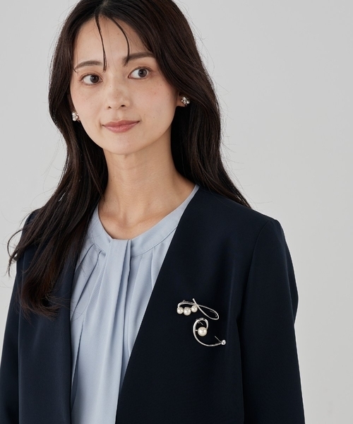 a.v.v(アーヴェヴェ)の「パール調ニュアンスブローチ(ブローチ/コサージュ・レディース・ゴールド/シルバー・38)」の13枚目の写真