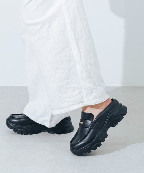 EVOL(イーボル)の「【S-LLサイズ展開・軽量】スニーカーソールローファーミュール JA5939(ローファー・レディース・ブラック/アイボリー・S/M/L/LL)」の8枚目の写真