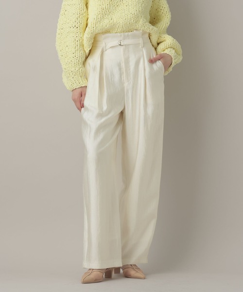 A part by（アパートバイ）の「ベルトツキサテンパンツ（その他パンツ・レディース・アイボリー/ベージュ系その他/グリーン系その他2・SMALL/MEDIUM）」の2枚目の写真