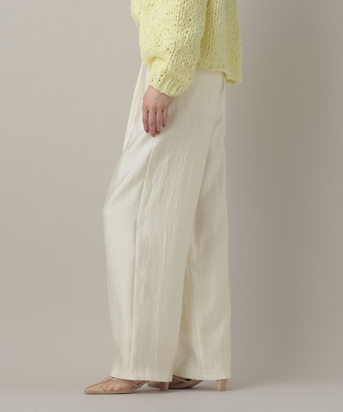 A part by（アパートバイ）の「ベルトツキサテンパンツ（その他パンツ・レディース・アイボリー/ベージュ系その他/グリーン系その他2・SMALL/MEDIUM）」の7枚目の写真