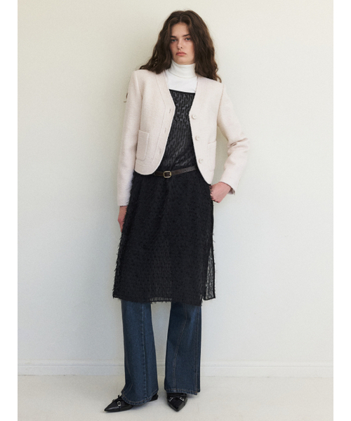 ETMON(エトモン)の「Curved Boucle Tweed Jacket, Ivory(その他アウター・レディース・その他・S/M)」の2枚目の写真