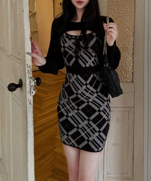 デコルテオープンチェックタイトニットミニワンピース（ワンピース