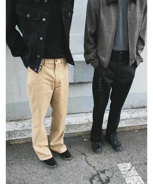 POKER FACE(ポーカーフェイス)の「HERRINGBONE BELTED STRAIGHT FLARE TROUSERS BLACK(スラックス・メンズ・その他・1/2/3)」の2枚目の写真