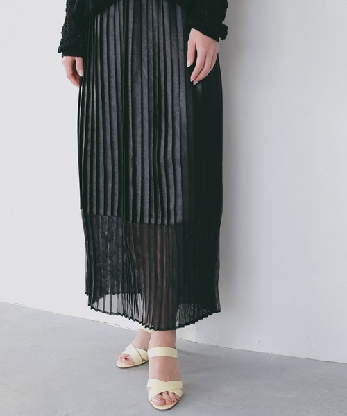 AJUGA.（アジュガ）の「シアーヘム チンツプリーツスカート（スカート・レディース・ブラック/オフホワイト・FREE）」の7枚目の写真