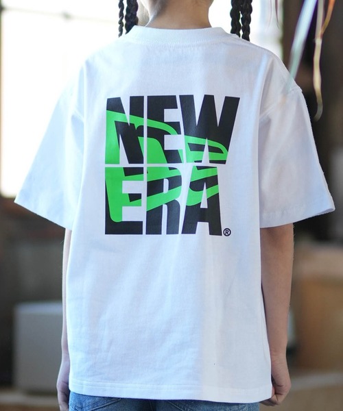 NEW ERA(ニューエラ)の「NEW ERA/ニューエラ キッズ 半袖 バッグプリント YTH SS CT TEEARE LOGO ムラサキスポーツ限定(Tシャツ/カットソー・キッズ・ブラック/ホワイト・150cm/160cm/140cm/130cm)」の1枚目の写真