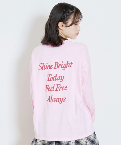 LOVETOXIC（ラブトキシック）の「【GOODPRICE】【綿100%】バックロゴカラー長袖T（Tシャツ/カットソー・キッズ・チャコール/イエロー/ライトグリーン/ピンク/サックスブルー/アイボリー・M:150cm/130cm/L:160cm/S:140cm）」の6枚目の写真