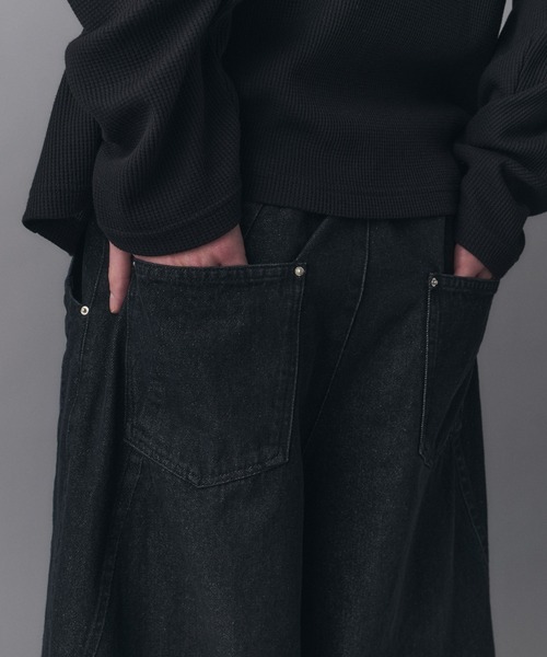 Confirm(コンファーム)の「Technical 3D Pattern Vintage Washed Denim Pants / テクニカル3Dパターン ヴィンテージウォッシュド ワイドデニムパンツ メンズ レディース ユニセックス(デニムパンツ・メンズ・ネイビー/ブラック/サックスブルー・S/M/L)」の22枚目の写真