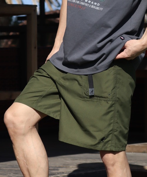 KANGOL（カンゴール）の「【KANGOL/カンゴール】別注 水陸両用 ウェビングベルト付き 撥水 ショートパンツ（その他パンツ・メンズ・ブラック/グレー/グリーン系その他/ベージュ/グレー系その他/オリーブ/ネイビー/パープル・L/M/XL）」の5枚目の写真