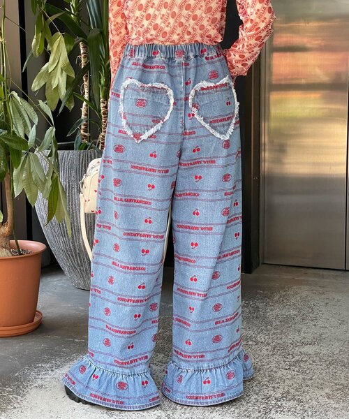 HELLO.SANFRANCISCO(ハローサンフランシスコ)の「【HELLO.SANFRANCISCO/ハローサンフランシスコ】裾フリル総柄刺繍イージーワイドデニム(デニムパンツ・レディース・サックスブルー/ブルー・MEDIUM/SMALL)」の15枚目の写真