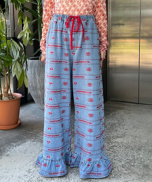 HELLO.SANFRANCISCO(ハローサンフランシスコ)の「【HELLO.SANFRANCISCO/ハローサンフランシスコ】裾フリル総柄刺繍イージーワイドデニム(デニムパンツ・レディース・サックスブルー/ブルー・MEDIUM/SMALL)」の18枚目の写真