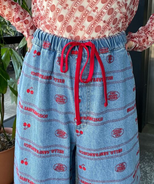 HELLO.SANFRANCISCO(ハローサンフランシスコ)の「【HELLO.SANFRANCISCO/ハローサンフランシスコ】裾フリル総柄刺繍イージーワイドデニム(デニムパンツ・レディース・サックスブルー/ブルー・MEDIUM/SMALL)」の20枚目の写真