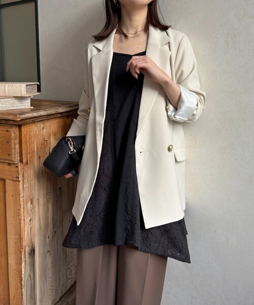 Thevon(ゼボン)の「コットンレースキャミチュニック(チュニック・レディース・オフホワイト/ブラック・FREE)」の2枚目の写真