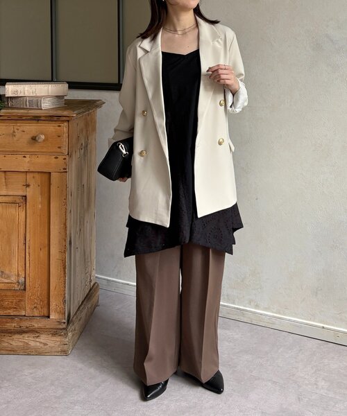 Thevon(ゼボン)の「コットンレースキャミチュニック(チュニック・レディース・オフホワイト/ブラック・FREE)」の4枚目の写真