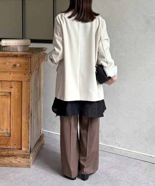 Thevon(ゼボン)の「コットンレースキャミチュニック(チュニック・レディース・オフホワイト/ブラック・FREE)」の5枚目の写真