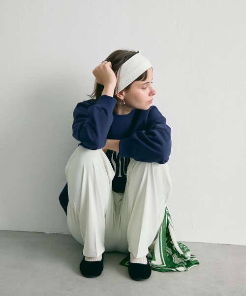 uchi.(ウチ)の「ロゴプリント 裏毛スウェットトップス(スウェット・レディース・オフホワイト/イエロー/ネイビー・FREE)」の6枚目の写真