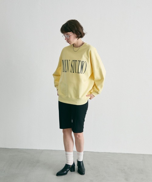 uchi.(ウチ)の「ロゴプリント 裏毛スウェットトップス(スウェット・レディース・オフホワイト/イエロー/ネイビー・FREE)」の10枚目の写真