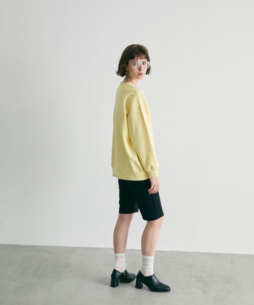uchi.(ウチ)の「ロゴプリント 裏毛スウェットトップス(スウェット・レディース・オフホワイト/イエロー/ネイビー・FREE)」の11枚目の写真