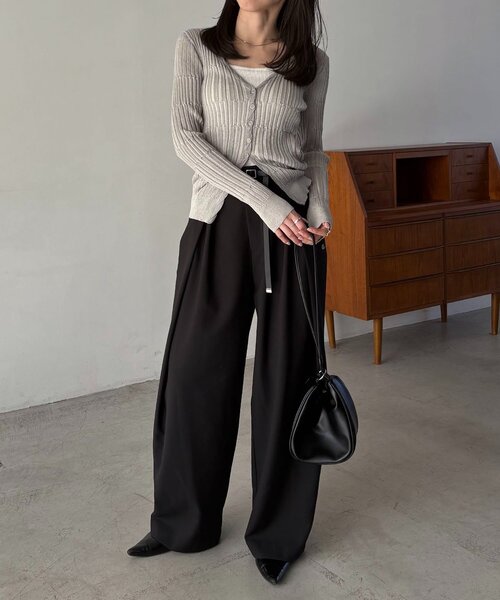 CAPRICIEUX LE'MAGE（カプリシューレマージュ）の「バイカラーリブカーディガン（カーディガン/ボレロ・レディース・ブラック/ベージュ/グレー・FREE）」の9枚目の写真