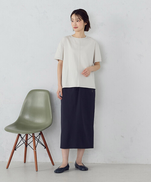 ONIGIRI（オニギリ）の「ドビーストライプ バックフレアＴシャツ（Tシャツ/カットソー・レディース・カーキ/ベージュ・FREE）」の8枚目の写真