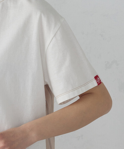 ONIGIRI（オニギリ）の「ドビーストライプ バックフレアＴシャツ（Tシャツ/カットソー・レディース・カーキ/ベージュ・FREE）」の16枚目の写真