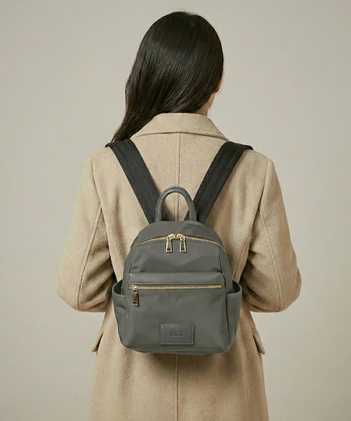 VACCI(ヴァッチ)の「女性ナチュラルソフトラインコンフォートバックパック(バックパック/リュック・レディース・カーキ/ブラック・FREE)」の6枚目の写真