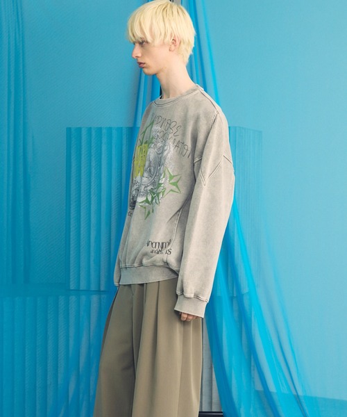 MAISON SPECIAL(メゾンスペシャル)の「《UNISEX》【Hypnose Association for MAISON SPECIAL】「STAR」Prime-Over Crew Neck Sweatshirt/「スター」 プライムオーバークルーネックスウェット【MAISON SPECIAL/メゾンスペシャル】(スウェット・メンズ・ブラック/ライトグレー・0/1/2)」の9枚目の写真