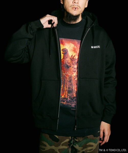 Subciety(サブサエティ)の「SHIN GODZILLA 2016 hoodie(ベスト・メンズ・グレー/ブラック・MEDIUM/LARGE/X-LARGE)」の14枚目の写真