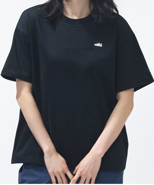 NEW BALANCE(ニューバランス)の「【別注】ニューバランス New Balance シューパッチTシャツ 限定コラボ(Tシャツ/カットソー・レディース・ホワイト/オレンジ/ブラック・S/L/XL/M)」の3枚目の写真