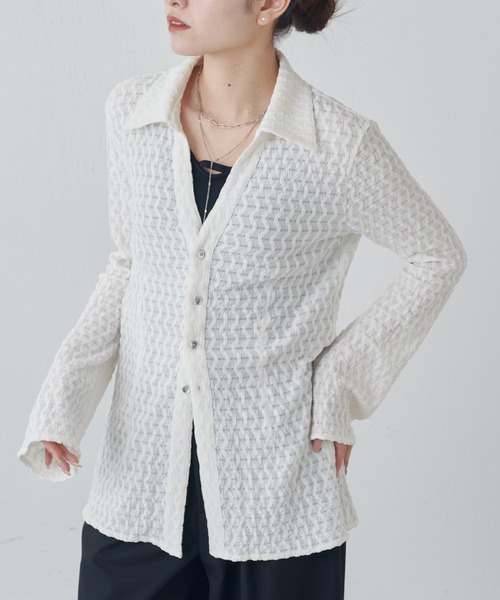 Lui's（ルイス）の「ポコポコレースシアーシャツ（シャツ/ブラウス・レディース・ブラック/チャコールグレー/オフホワイト・FREE）」の2枚目の写真