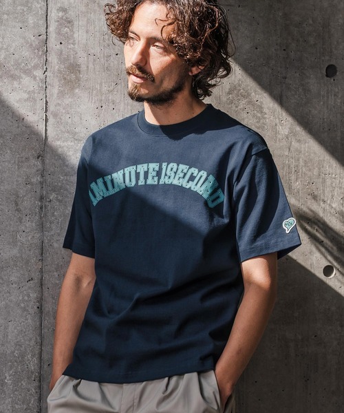 1minute 1second(ワンミニットワンセカンド)の「mt10281-print & metal stone cut&sewn (USA cotton) カットソー(1M26N270)(Tシャツ/カットソー・メンズ・ネイビー/ホワイト/ブラック・XL/L/M/S)」の4枚目の写真