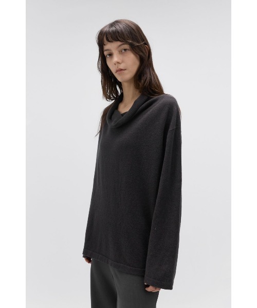 Studio Doe(スタジオドー)の「Studio Doe Draped-neck Sweater(ニット/セーター・レディース・グレー・MEDIUM/SMALL)」の1枚目の写真