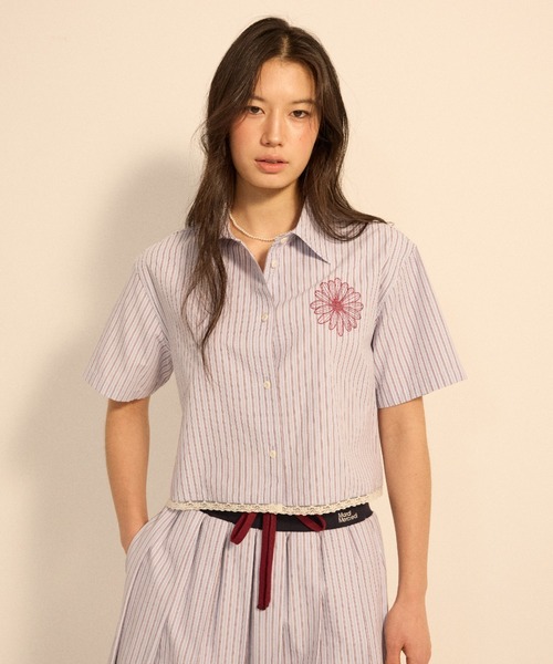 Mardi Mercredi(マルディメクルディ)の「COTTON CROPPED SHIRT HALF SLEEVE STRIPE / コットン クロップド シャツ ハーフスリーブ ストライプ(シャツ/ブラウス・レディース・ピンク/ブルー・FREE)」の9枚目の写真