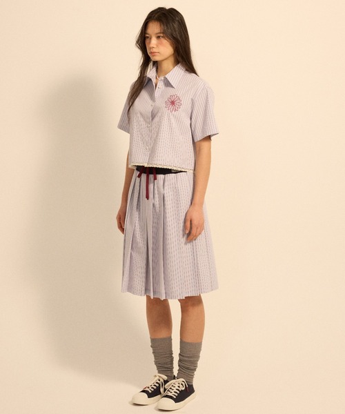 Mardi Mercredi(マルディメクルディ)の「COTTON CROPPED SHIRT HALF SLEEVE STRIPE / コットン クロップド シャツ ハーフスリーブ ストライプ(シャツ/ブラウス・レディース・ピンク/ブルー・FREE)」の11枚目の写真