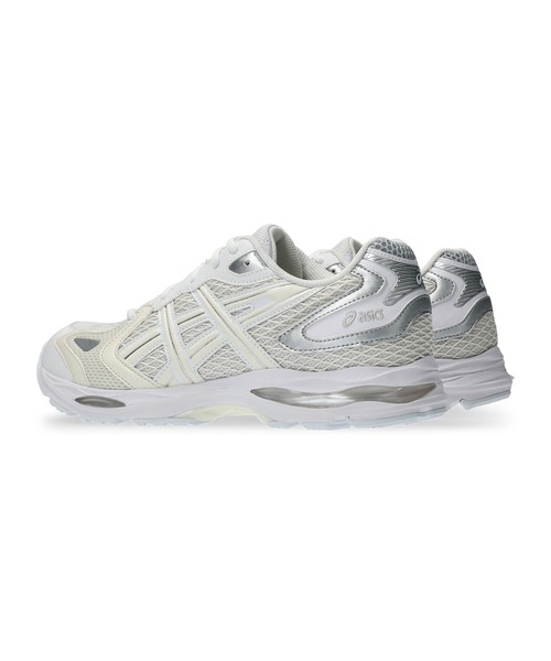 ASICS(アシックス)の「GEL-K1011 / ゲルケー1011(スニーカー・メンズ・ホワイト×シルバー・25.5/29/28/26/23/24/23.5/27/25/26.5/27.5/24.5/28.5)」の9枚目の写真