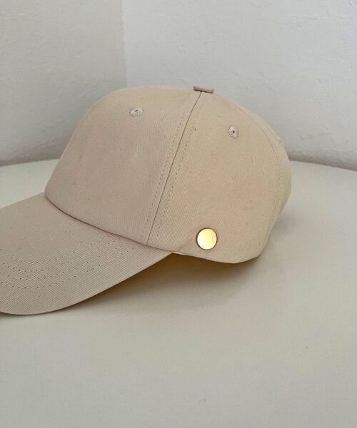 prose verse（プロズヴェール）の「メタルチャームツイルキャップ（キャップ・レディース・ライトベージュ/ブラック・FREE）」の10枚目の写真