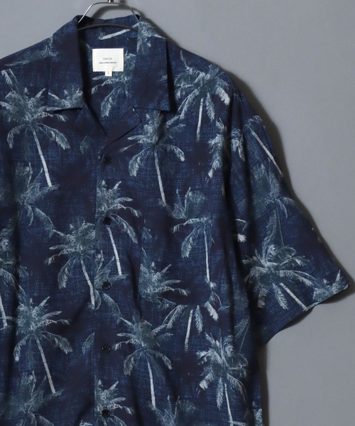 ANPAS(アンパス)の「Rayon Patterned Aloha Shirt / レーヨン総柄アロハシャツ 開襟シャツ メンズ トップス ハワイアンシャツ 半袖(シャツ/ブラウス・メンズ・ネイビー系1/ネイビー系3/ブラック系2/ネイビー系2/ブラック系5/ブラック系4/アイボリー系1/ブラック系3/ブラック系1・M/XL/L)」の7枚目の写真