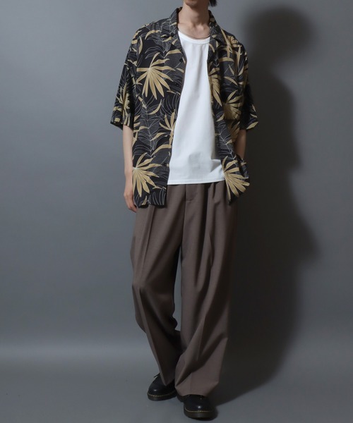 ANPAS(アンパス)の「Rayon Patterned Aloha Shirt / レーヨン総柄アロハシャツ 開襟シャツ メンズ トップス ハワイアンシャツ 半袖(シャツ/ブラウス・メンズ・ネイビー系1/ネイビー系3/ブラック系2/ネイビー系2/ブラック系5/ブラック系4/アイボリー系1/ブラック系3/ブラック系1・M/XL/L)」の12枚目の写真