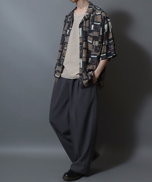 ANPAS(アンパス)の「Rayon Patterned Aloha Shirt / レーヨン総柄アロハシャツ 開襟シャツ メンズ トップス ハワイアンシャツ 半袖(シャツ/ブラウス・メンズ・ネイビー系1/ネイビー系3/ブラック系2/ネイビー系2/ブラック系5/ブラック系4/アイボリー系1/ブラック系3/ブラック系1・M/XL/L)」の19枚目の写真