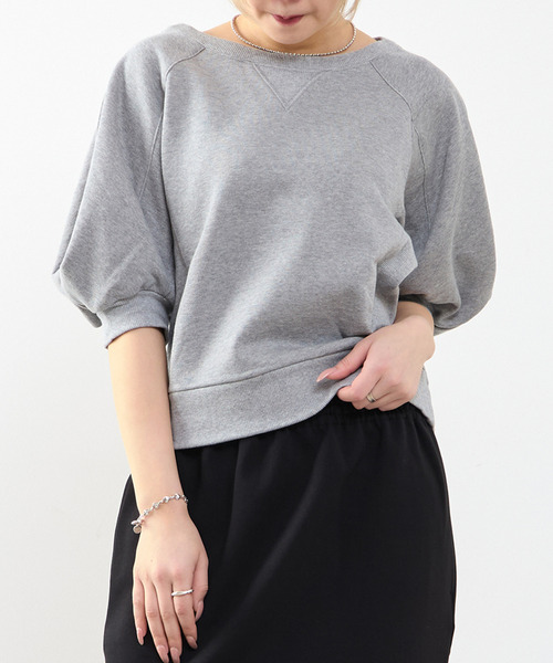 SOFFITTO（ソフィット）の「袖ボリュームスウェット（スウェット・レディース・ブラック/オフホワイト/トップグレー・FREE）」の3枚目の写真