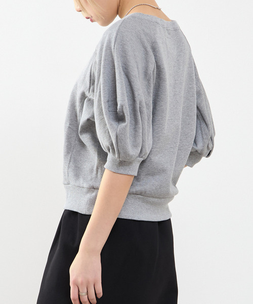 SOFFITTO（ソフィット）の「袖ボリュームスウェット（スウェット・レディース・ブラック/オフホワイト/トップグレー・FREE）」の4枚目の写真