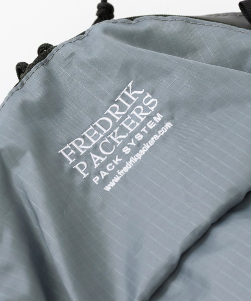 FREDRIK PACKERS(フレドリックパッカーズ)の「【FREDRIK PACKERS】QUEST PACK(バックパック/リュック・レディース・ブラック系1/チャコールグレー/ブラック系その他2・FREE)」の7枚目の写真