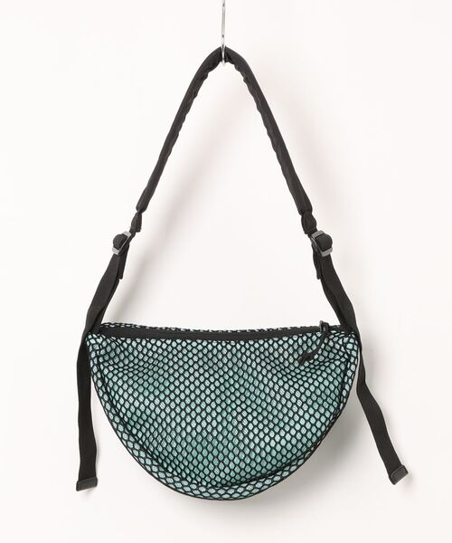 CONVERSE TOKYO（コンバーストウキョウ）の「メッシュムーンBAG（ショルダーバッグ・レディース・ブラック/グレー/ベージュ・FREE）」の7枚目の写真